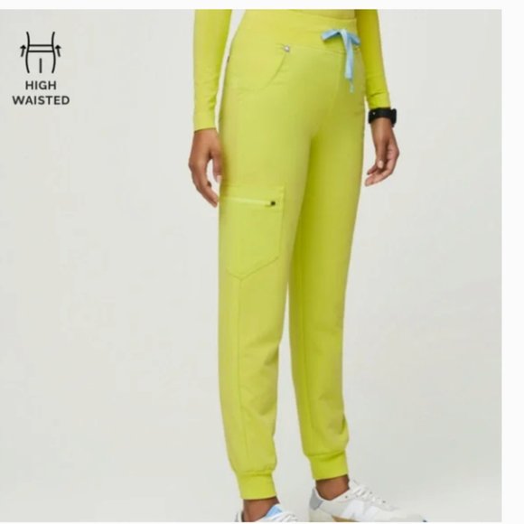 Figs Lime Green Scrub Set - Picture 5 of 12